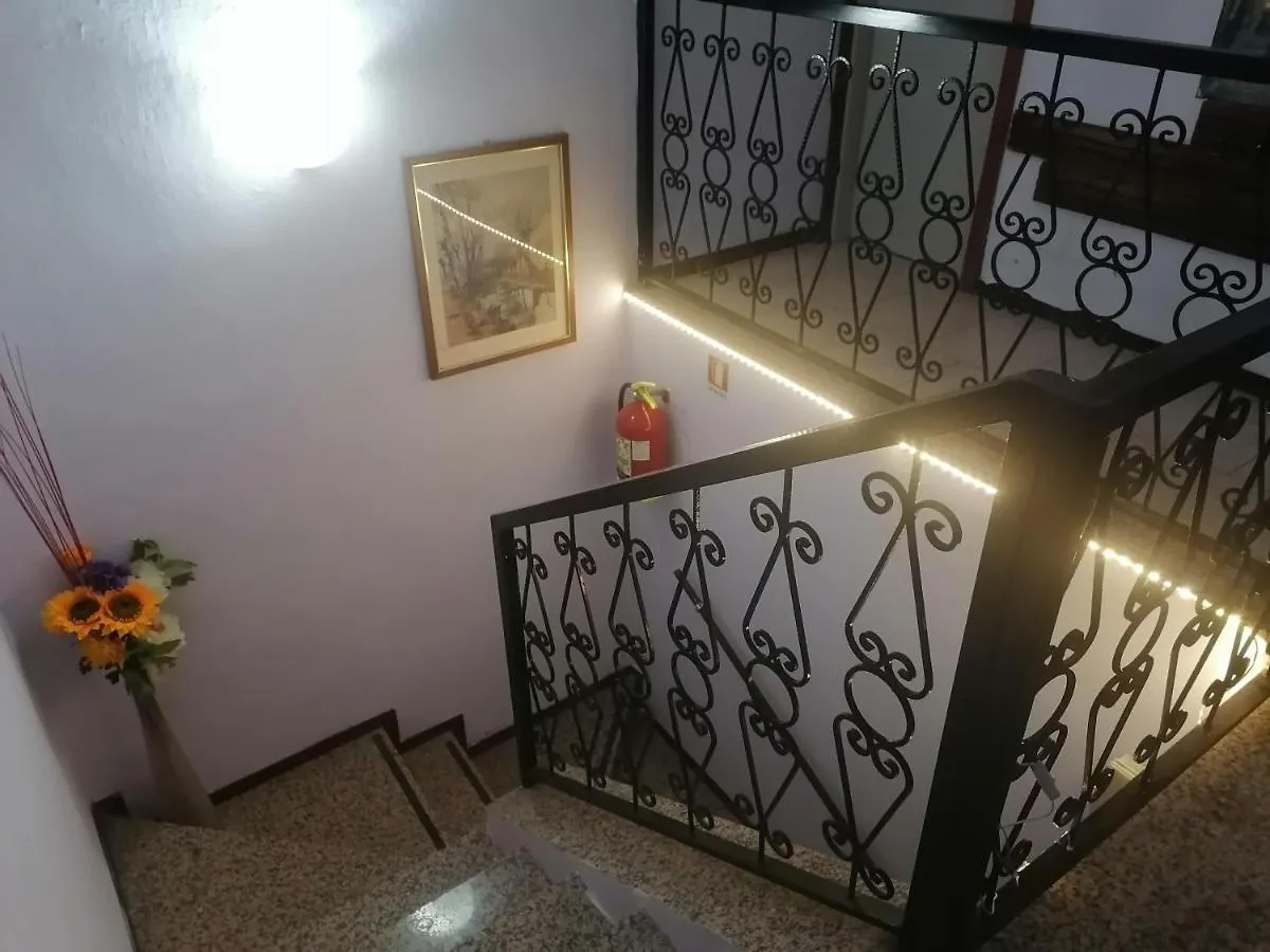 Affittacamere Trevisan House Hotel Vigevano